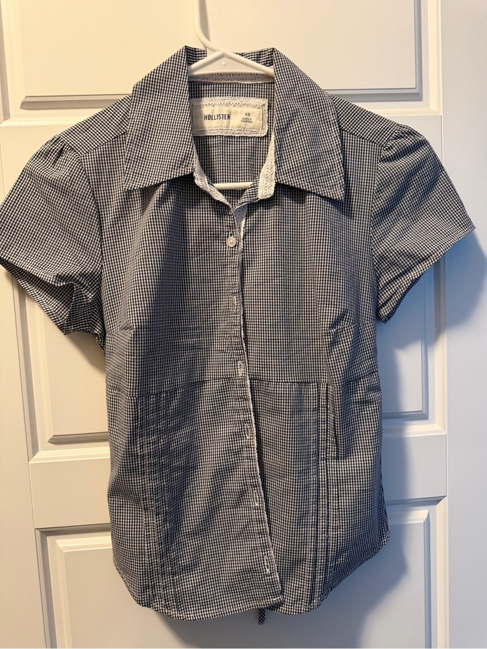 Hollister Navy & White Gingham Button-Up Top